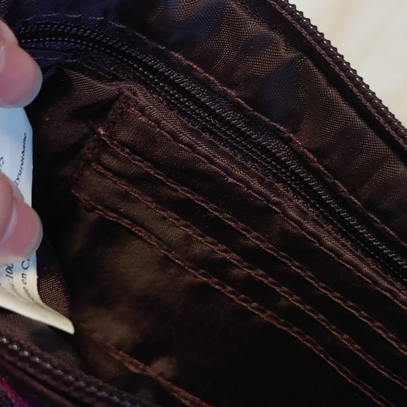 Zipper Rose Wristlet - Picture 6 of 7